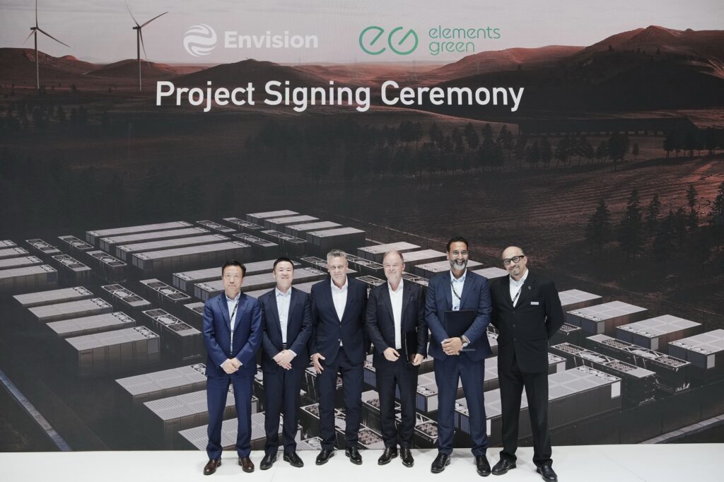 Henry Peng, Senior Vice President & President of EU & LATAM Regions, Envision Energy; Kevin Huang, Senior VP of Envision Energy, President of Energy Storage Product Line; Michael Zimmermann, Managing Director of Germany, Elements Green; Rasmus Friis, CEO of Elements Green; Mo Siddiqui, Sales Director Germany, Envision Energy; Eustace Furtado, Commercial Director, Envision Energy