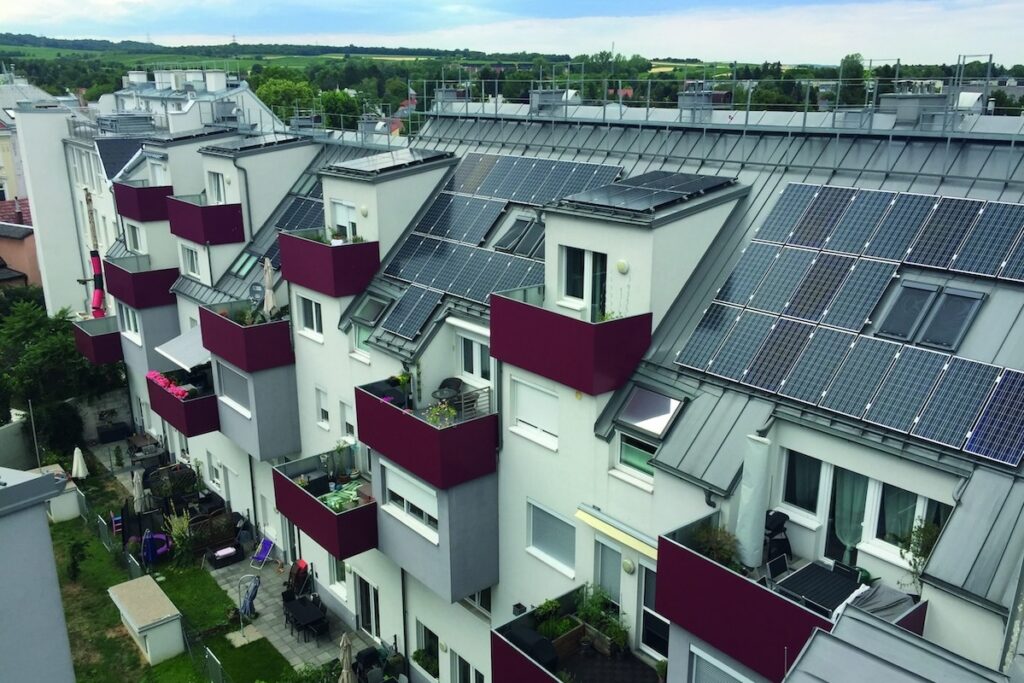 Österreich, Photovoltaik-Anlage, Aufdach, Stammersdorfer Straße