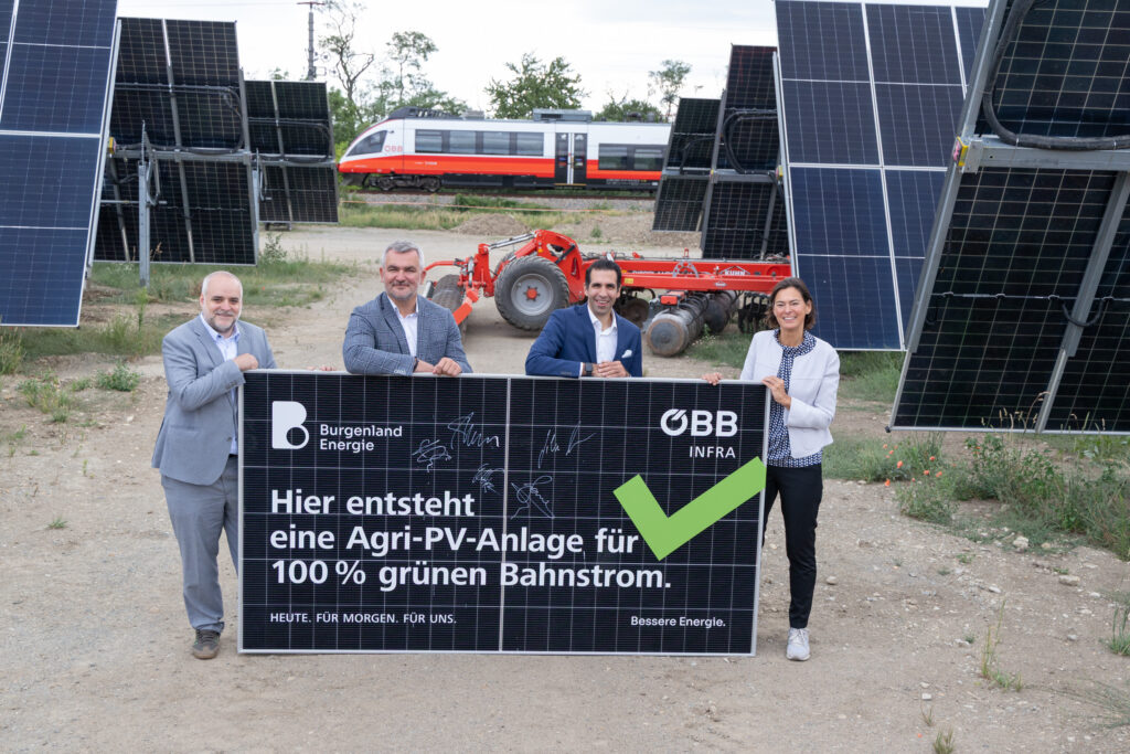 Agri-Photovoltaik-Anlage, Bahnstrom, Tracker, Österreich