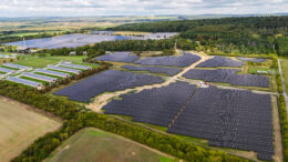 Lichtblick, Solarpark mit 44,1 Megawatt, Mühlhausen, Thüringen, 2026