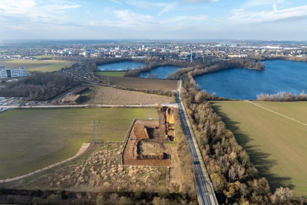 MEGA Monheim, Monheimer Elektrizitäts- und Gasversorgung GmbH, Baustelle Umspannwerk am Fahnenacker (Mai 2026), Projekt gemeinsam mit Westnetz