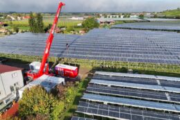 Sonntag Energy nimmt in Apfelplantage Photovoltaik-Anlage mit 2,4-Megawatt Leistung in Betrieb