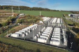 Scale Fund nimmt an Umspannwerk von Avacon 282-Megawattstunden-Speicher Alfeld in Betrieb