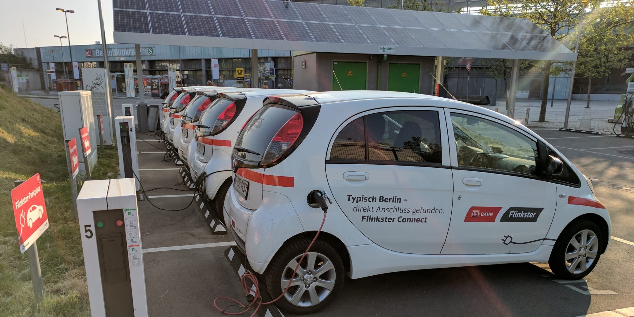 Studie: Mit steigender Zahl von Elektroautos erhöht sich Risiko von  Stromausfällen – pv magazine Deutschland
