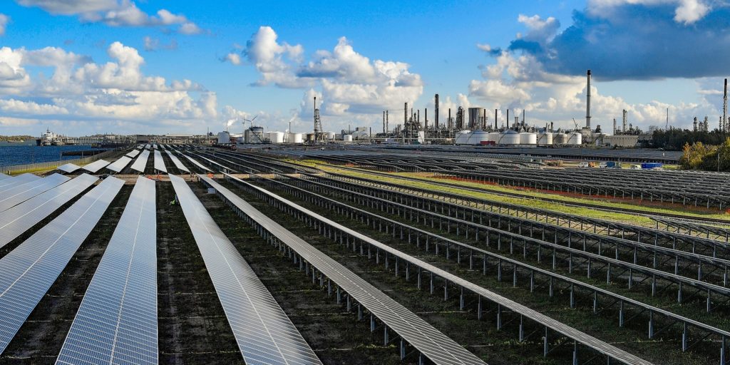 Shell-Solarpark Moerdijk Niederlande