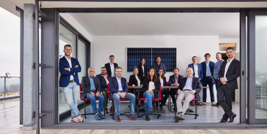 Belegschaft des Solarprojektierers Solargrün, seit Dezember 2023 Teil von Lichtblick