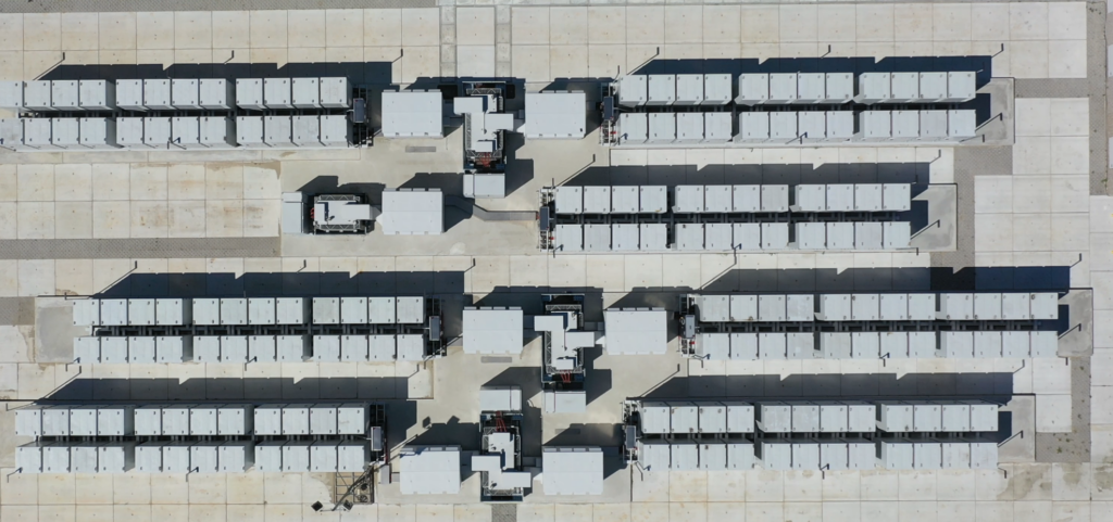 Return, Großspeicher