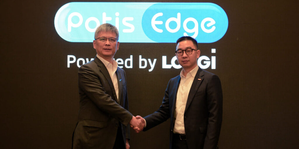 Zwei Männer schütteln sich die Hände. Firmen übernahme Potisedge Logo