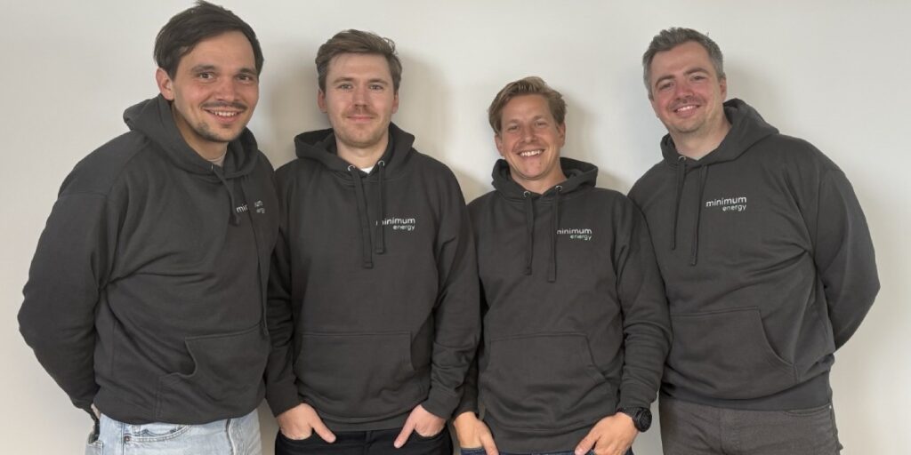Gründer-Team von Minimum energy (v.l.n.r): Leander König-Kotzur (Geschäftsführer), Stanley Risch (Software & Engineering), Leon Schneider (Commercialization) und Felix Kullmann (Operations)