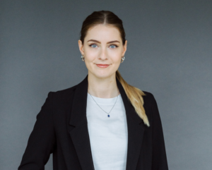 Nina Riechelmann ist Abteilungsleiterin für Innovation bei der EEF Erneuerbare Energien Fabrik GmbH (EEF)