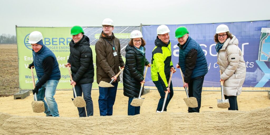 Spatenstich Energieareal Regensburg Ost (ERO), Freiflächenanlage, Bürger Energie Region Regensburg eG (BERR)