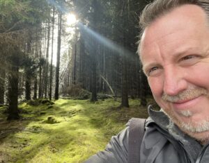 Jochen Hauff im Wald