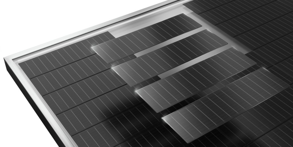 Photovoltaik-Modul mit Viertelcut, Jinko Solar