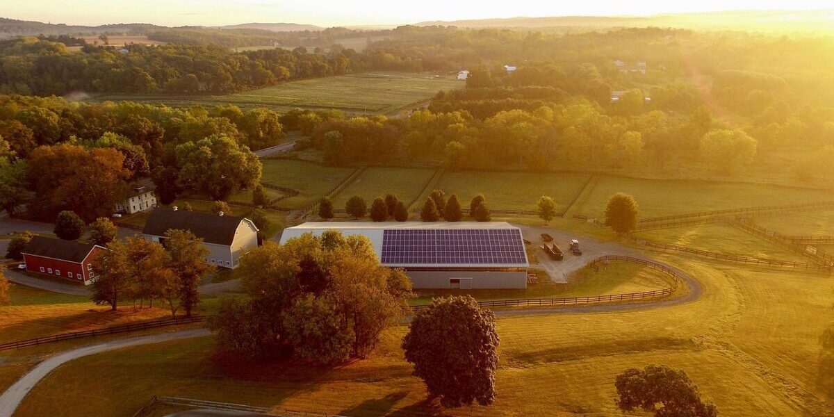 Dachanlage, Photovoltaik, Gewerbe