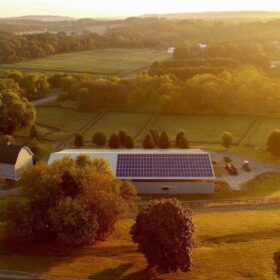 Dachanlage, Photovoltaik, Gewerbe