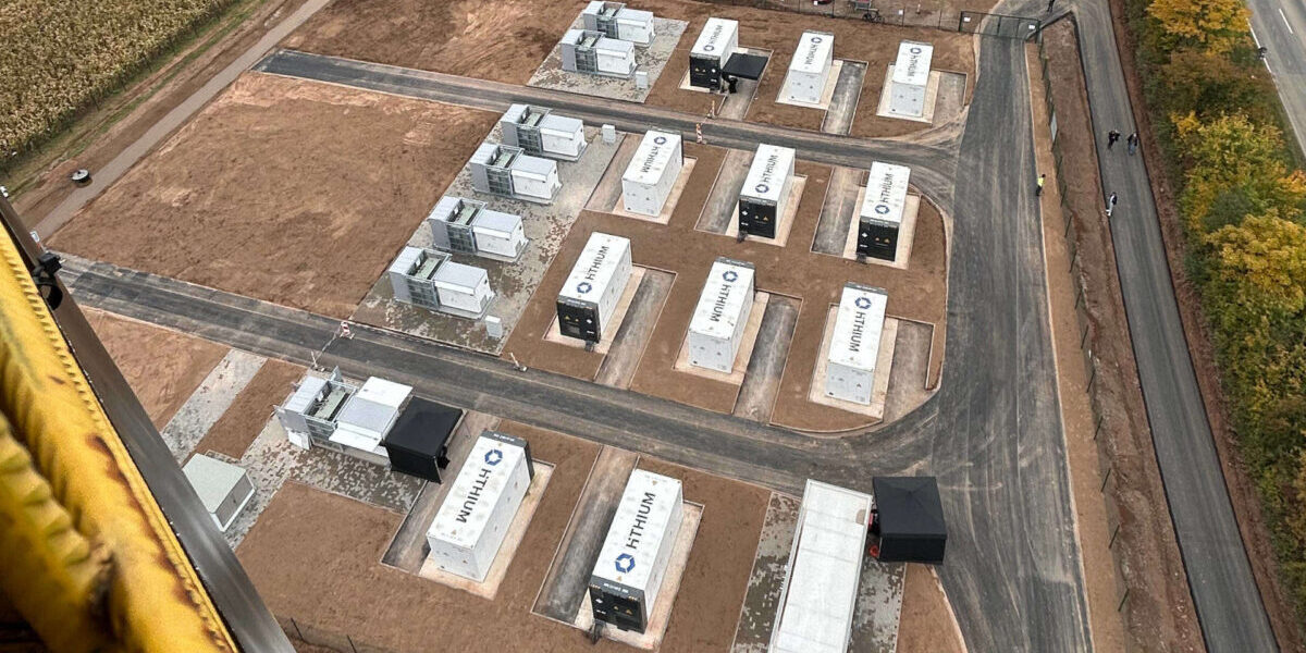 SUREVIVE, Batteriespeicher von Schoenergie mit netzbildenden Wechselrichtern von SMA