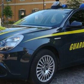 Auto der Finanzpolizei in Italien